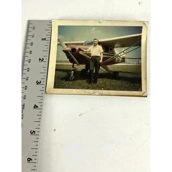 VTG Man Standing Next to Tri Pacer Photograph OOAK 1965 Roselle Field Illinois - Picture 5 of 5